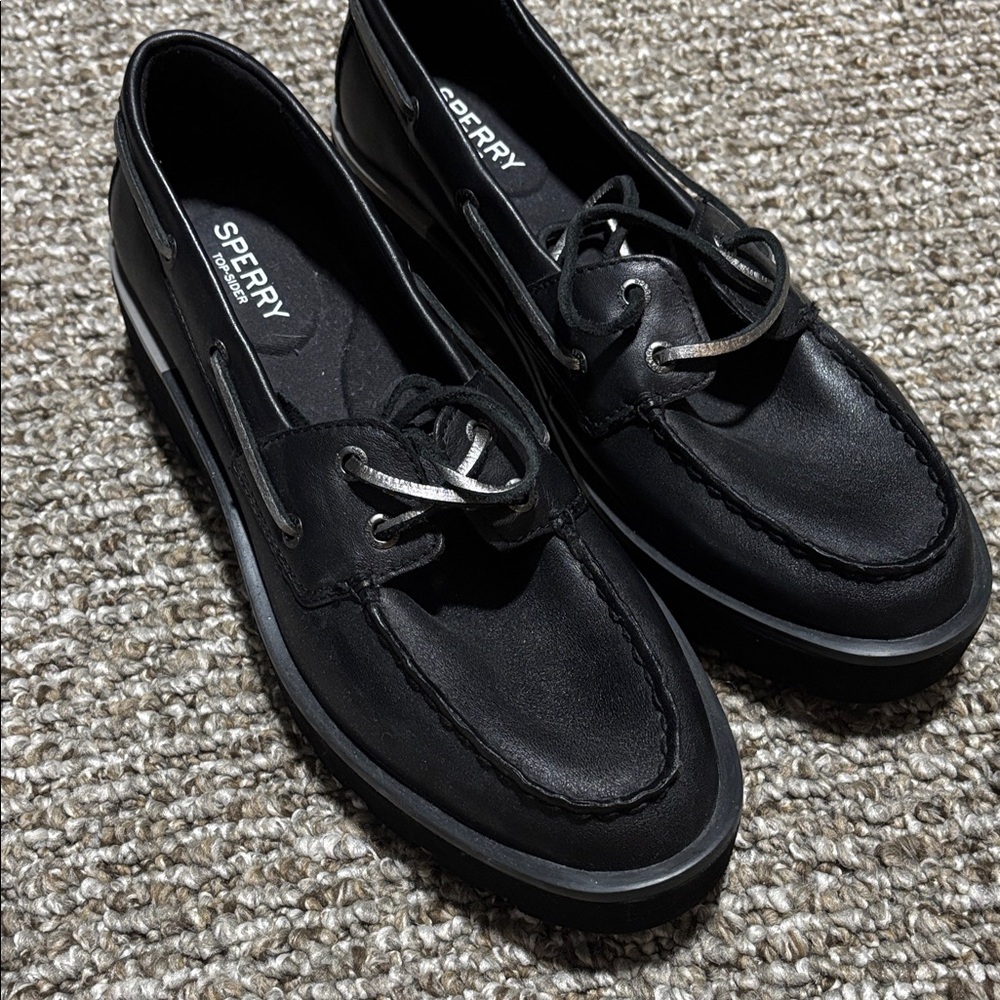 Sperry Woman's Classic Black Boat Shoes